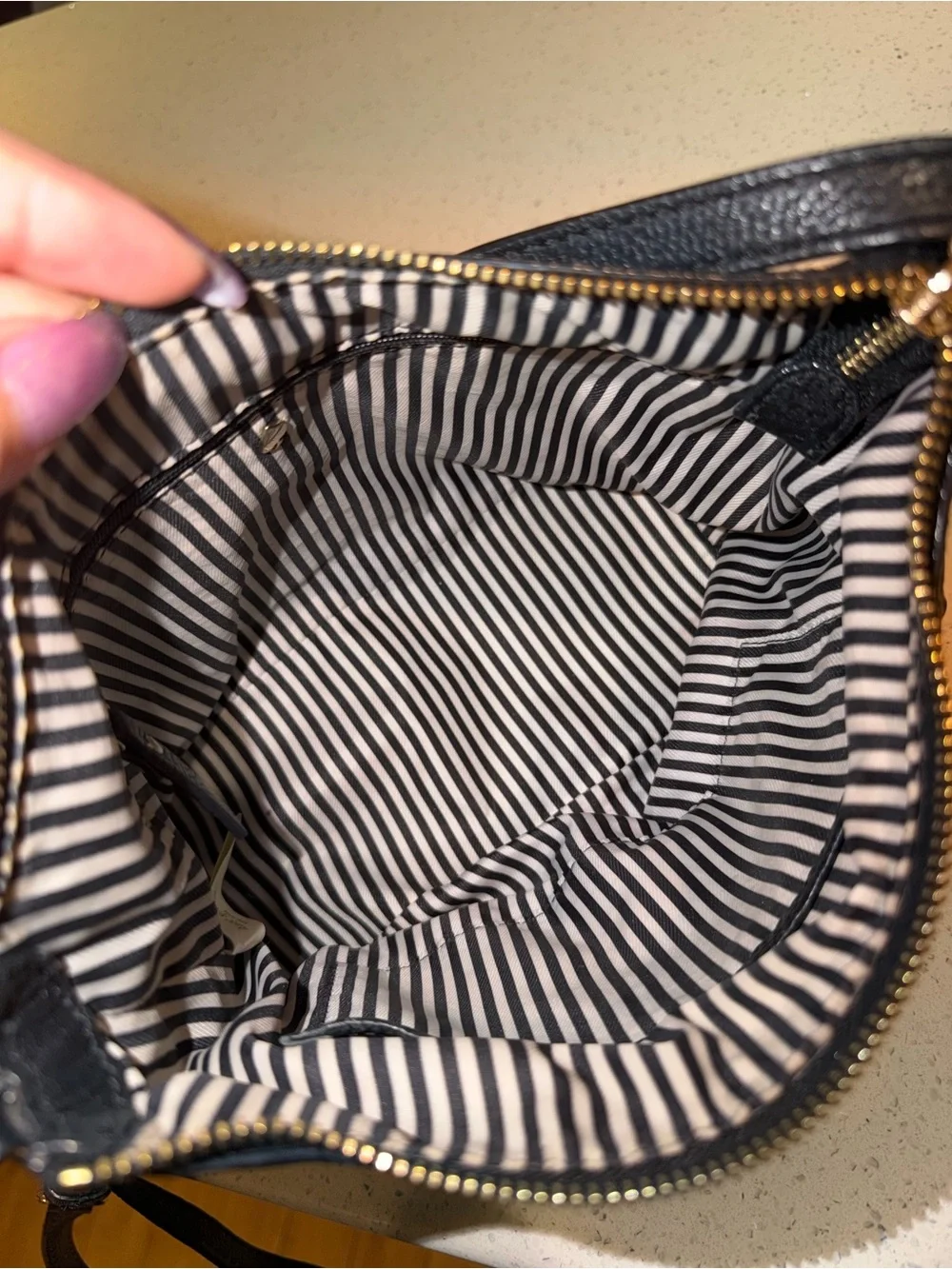 Small kate spade cobble hill Ellen pebble leather crossbody bag black